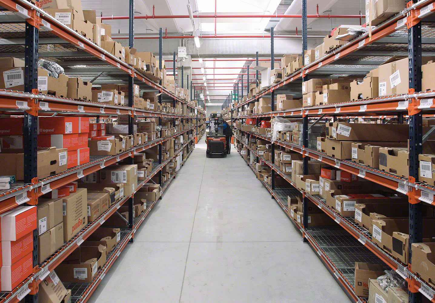 新澳门京葡·(中国)官方网站智慧安全用电-仓库库房方案